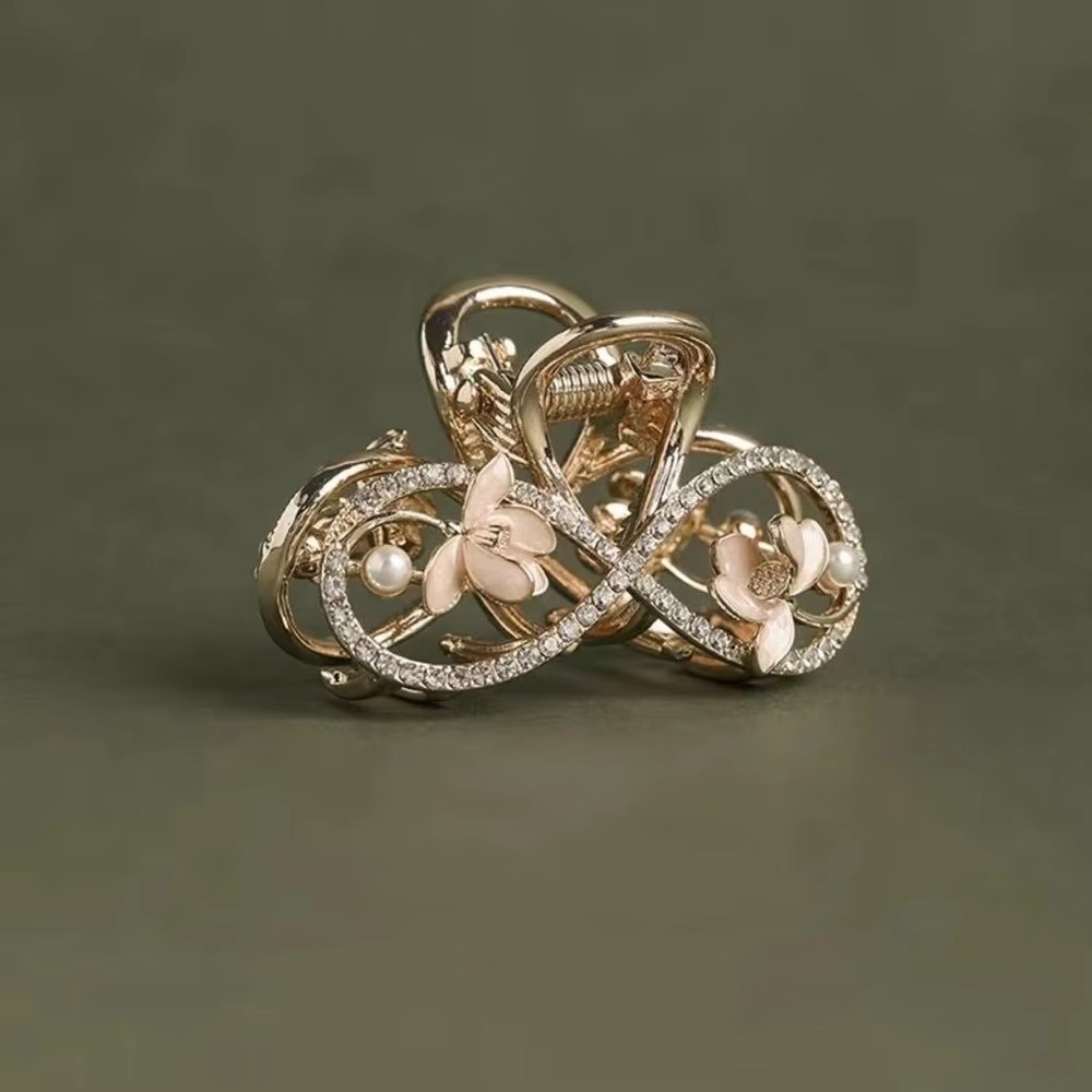 Women'S Accessories Gift Ideas - Small Flower Pearl Rhinestone Mini Claw