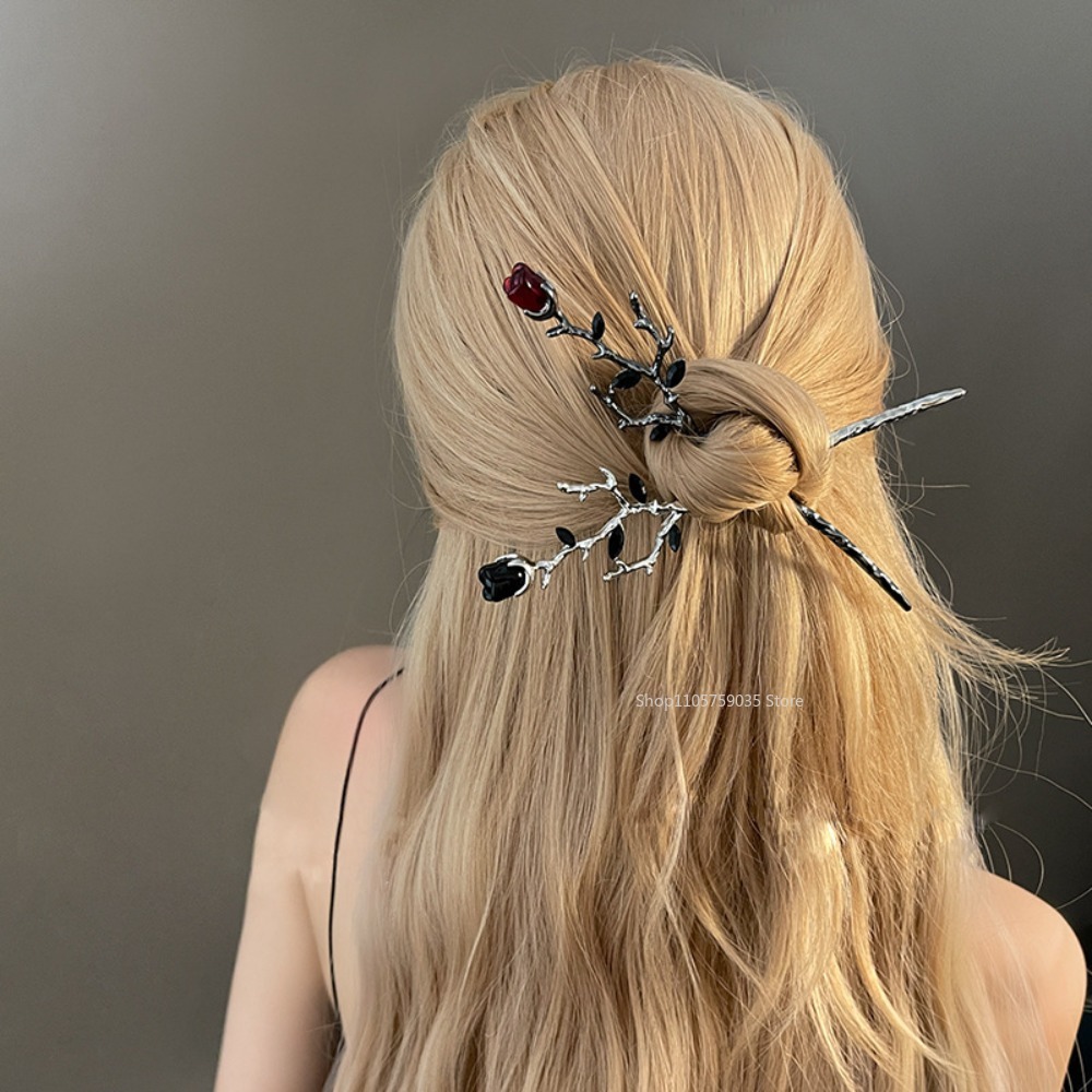 Vintage Metal Red Rose Flower  - đánh giá và giá Women'S Red Accessories