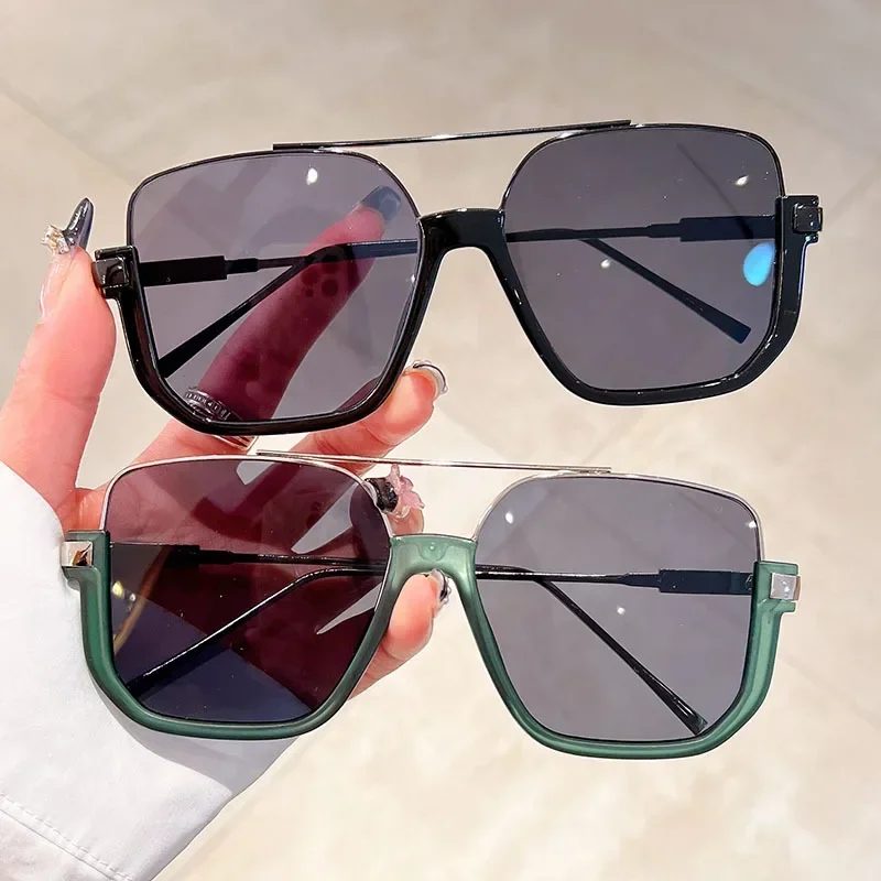 Vintage Metal Oversized Sungla - đánh giá và giá Sunglasses Oversized Square